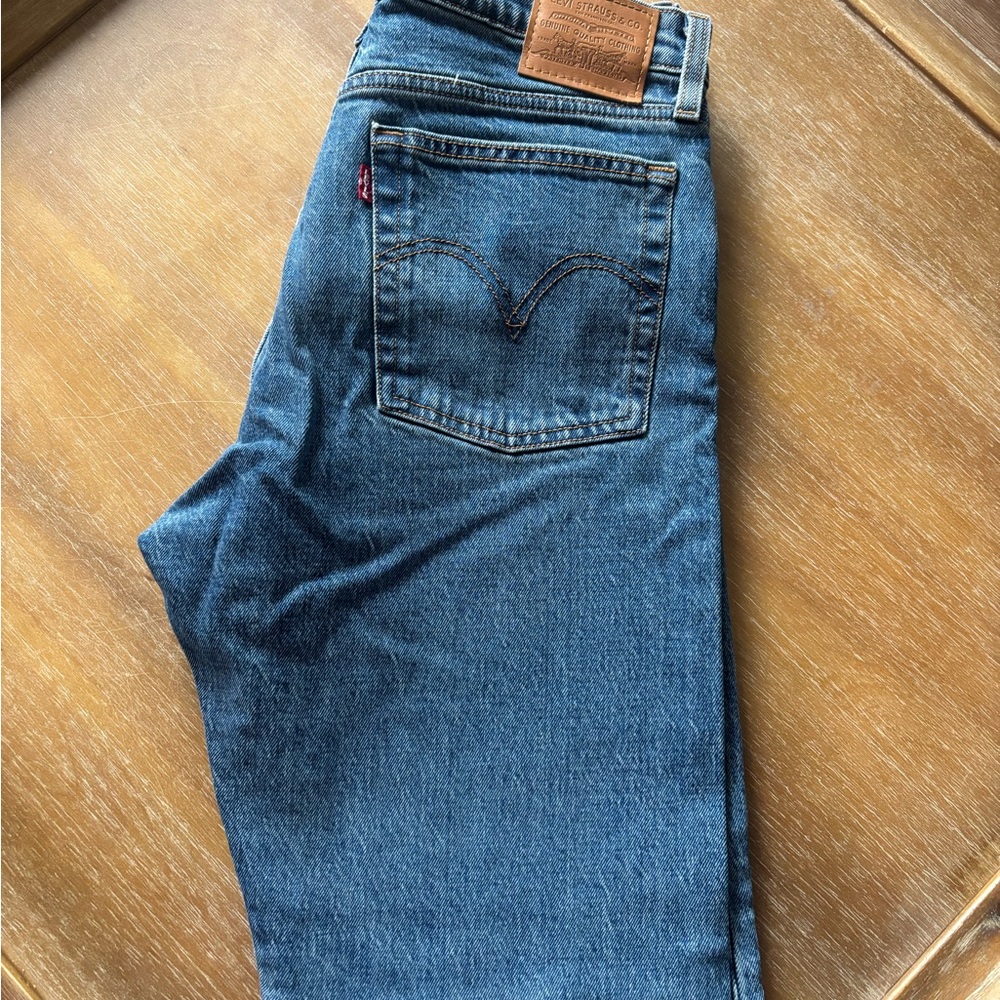 Levi's Women's Straight Leg Blue Jeans